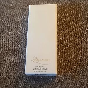 Lilly Lashes Clear Brush On Lash Adhesive